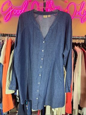 Relaxed Pintuck Denim Tunic Shirt - Blue NWOT